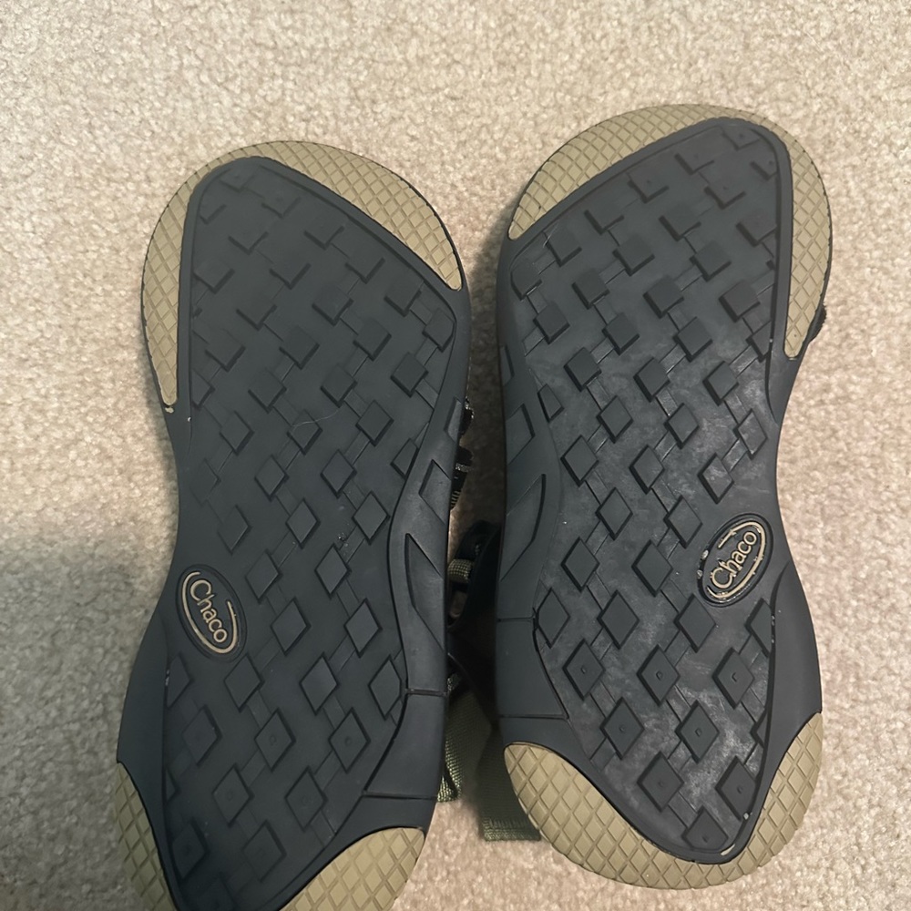 Chacos - worn a handful of times - Picture 6 of 7